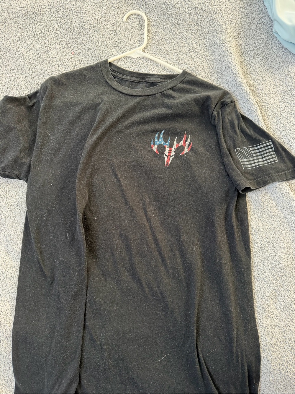 Black Short-Sleeve Men's Graphic Tee with American Flag Motif